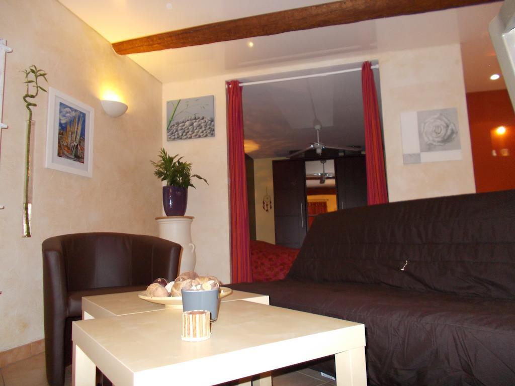Le Campanin Apartment Menton Room photo