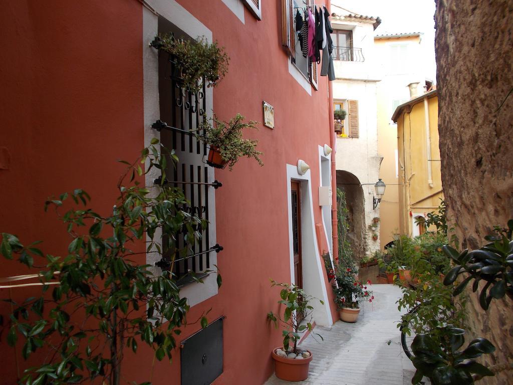 Le Campanin Apartment Menton Room photo